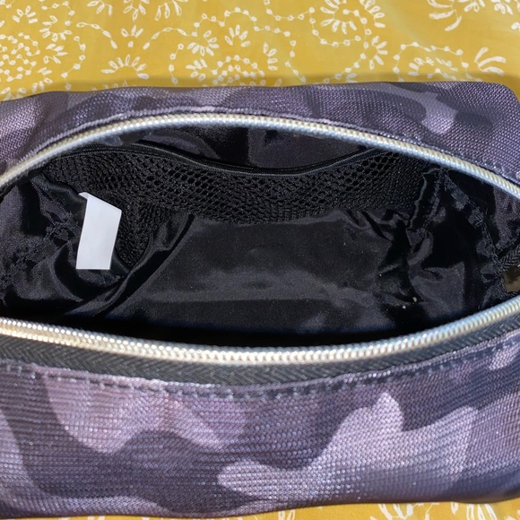 Ulta Beauty Tartan + Twine Black camouflage makeup bag - Picture 3 of 6